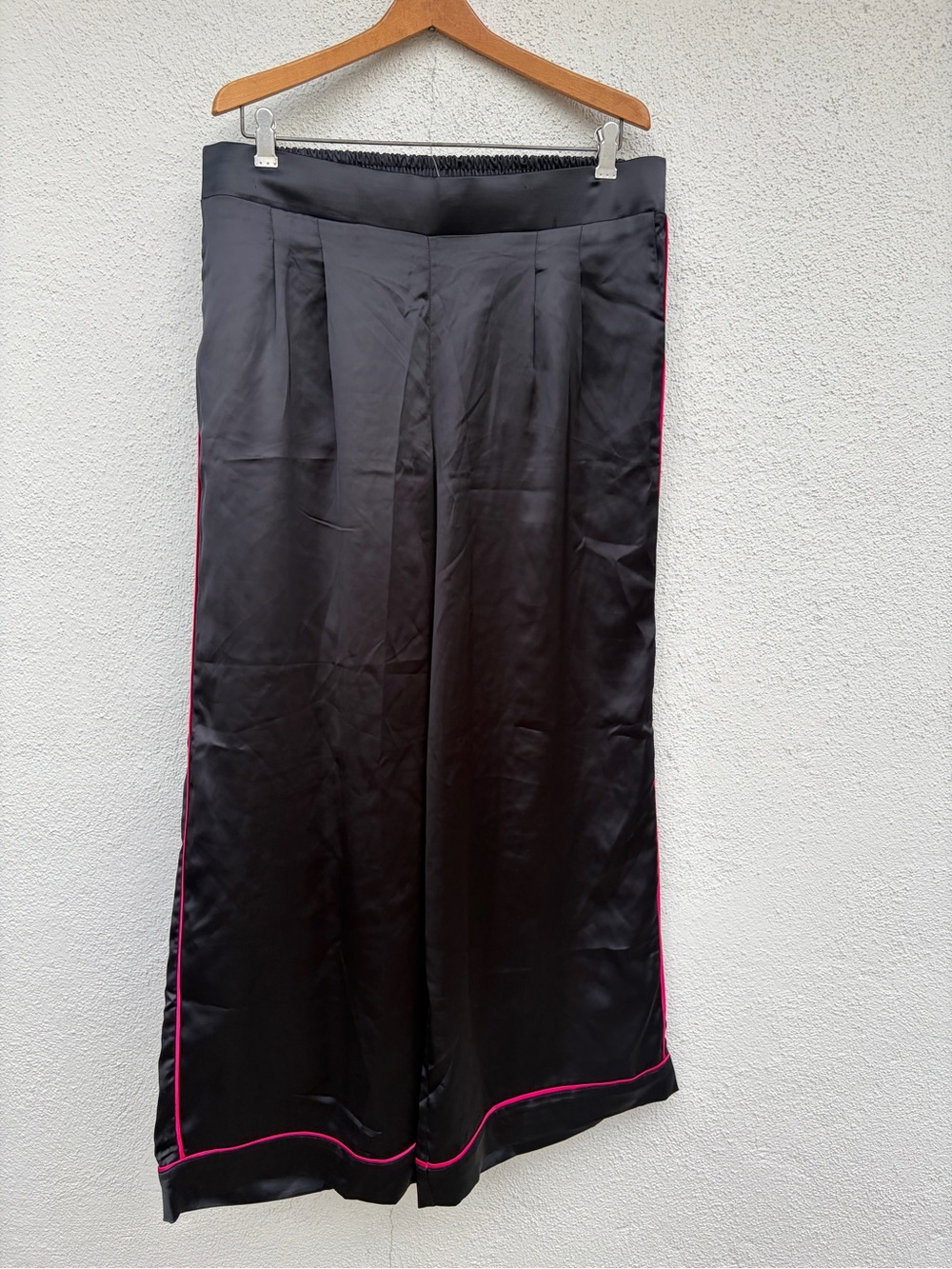 Torrid 6 Wide Leg Satin High Rise Pull On Pants  Women’s Size 0R